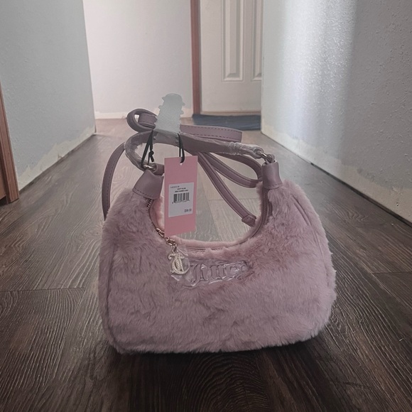 Juicy Fluffy Pink bag Brand New with plastic still on - Picture 1 of 4